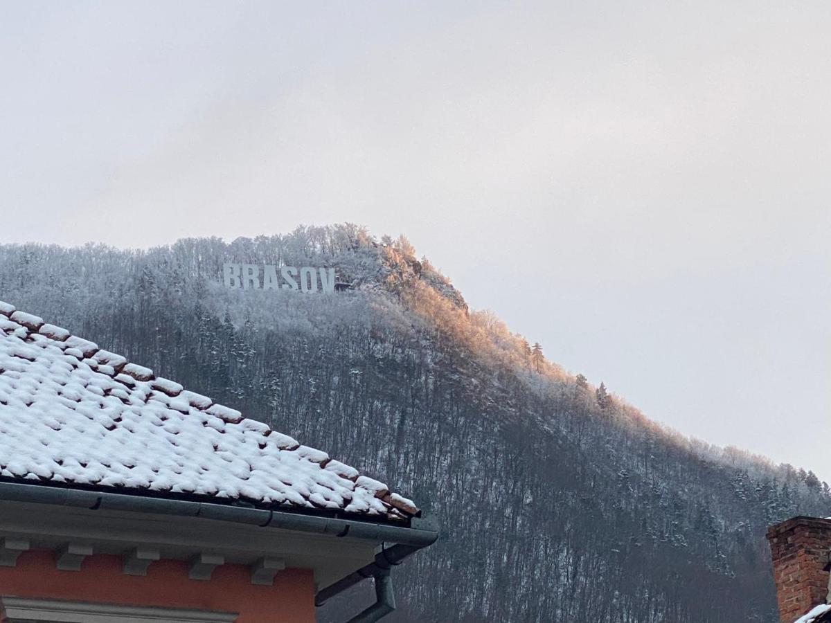 White Moon Apartment Brasov Exterior photo