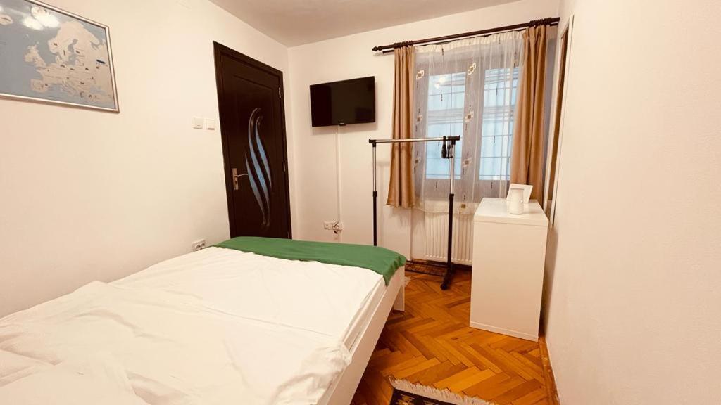 White Moon Apartment Brasov Exterior photo