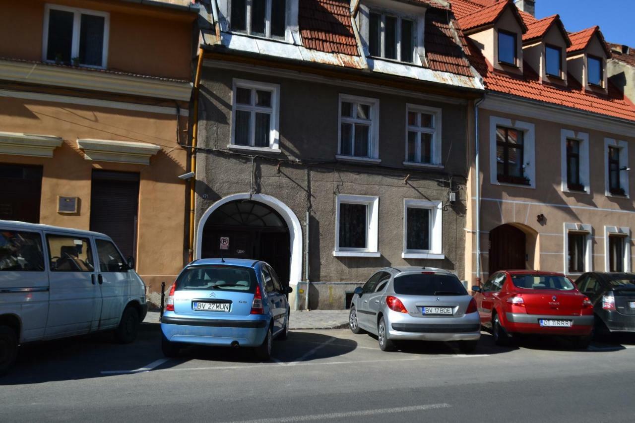 White Moon Apartment Brasov Exterior photo